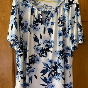 Karl Lagerfeld Paris top